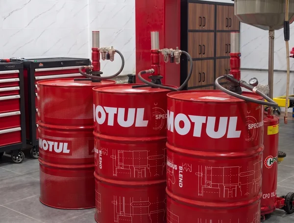 Lubricacion y cambio de aceite en Bogotá en Serviteca Auto Rino Bogotá